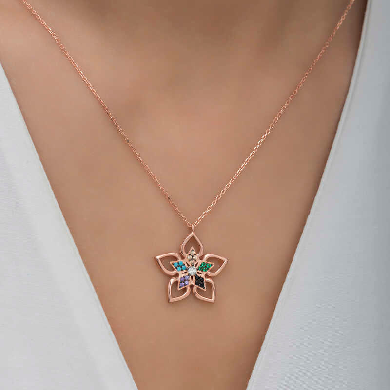 Gümüş Rose Renkli Taşlı Çiçek Kadın Kolye